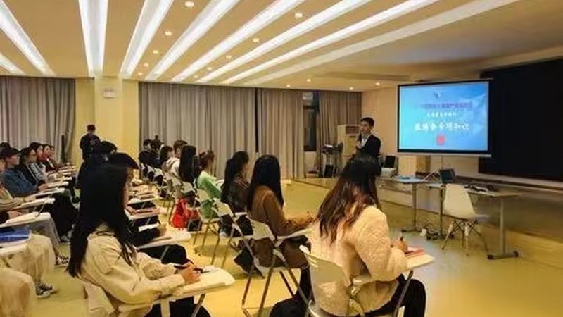研究生培训退费协议模板：保障权益的必备文书**
